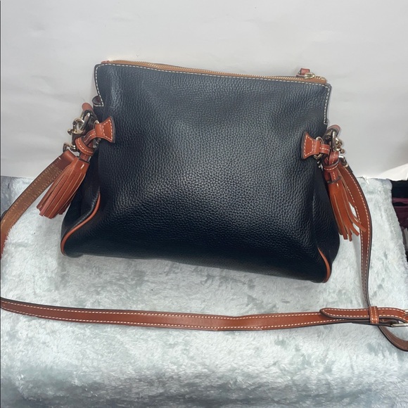Dooney & Bourke Medium Zip Crossbody - Picture 2 of 16